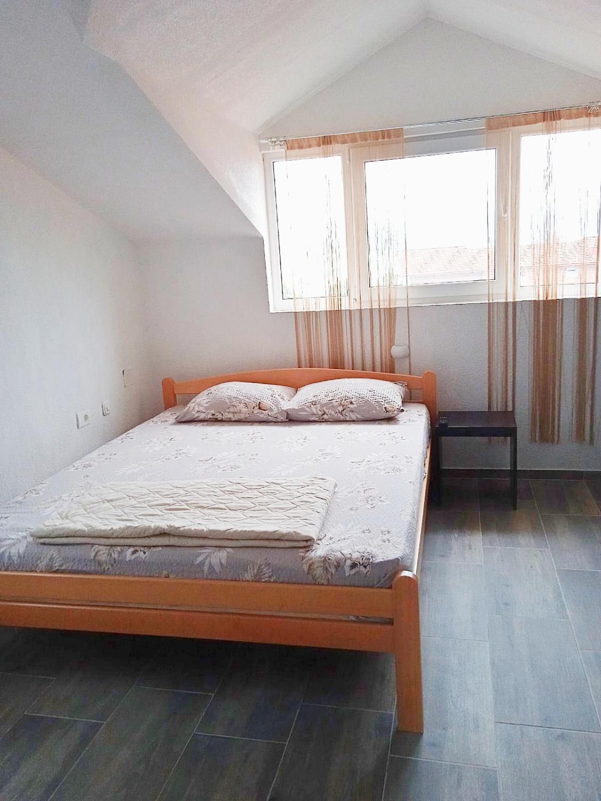 Apartment Iva *